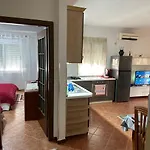 Rudi 2 In Apartment *