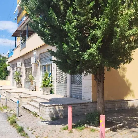 Rudi 2 In * Tirana