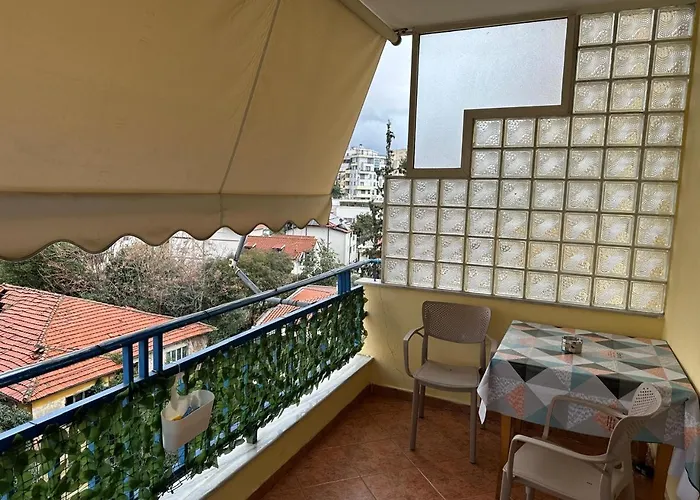 Rudi 2 In Lägenhet Tirana